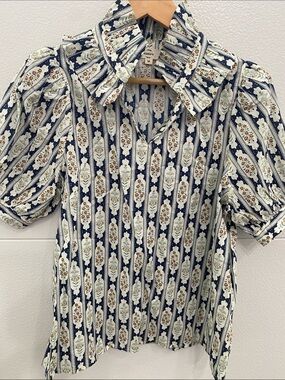 entro Navy and Cream Floral Stripe Puff Sleeve Blouse